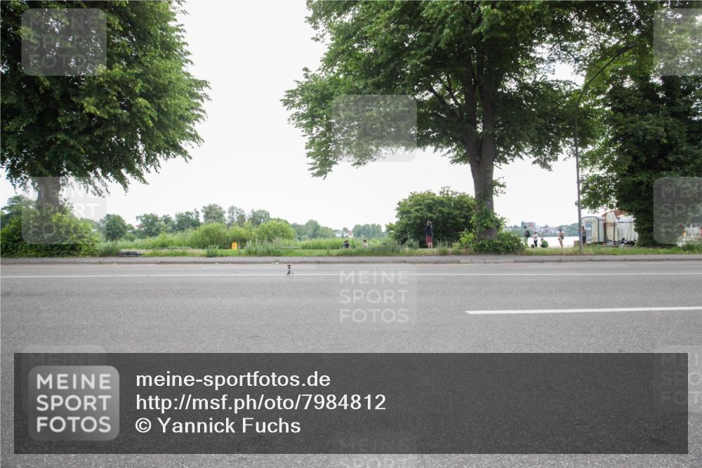 15.06.2025 - 7 Türme Triathlon Yannick Fuchs http://msf.ph/oto/7984812 15.06.2025 10:11:23 Radfahren  meine-sportfotos.de