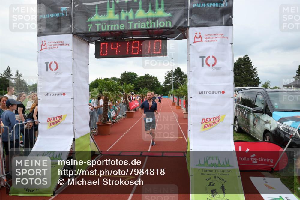 15.06.2025 - 7 Türme Triathlon Michael Strokosch http://msf.ph/oto/7984818 15.06.2025 14:18:10 Ziel 261, 511, 613, 1101, 1131 meine-sportfotos.de
