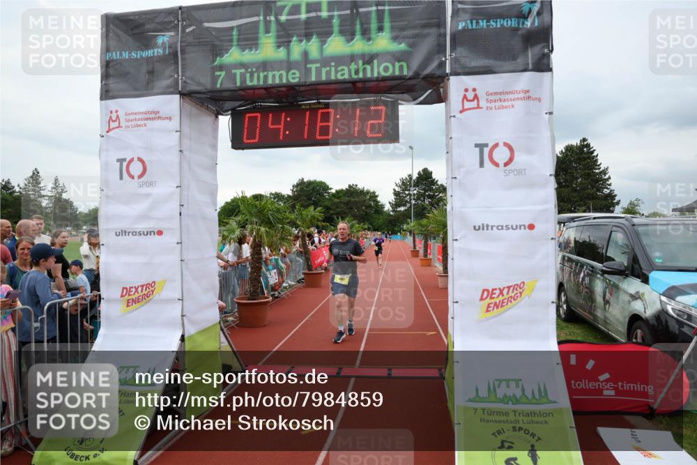 15.06.2025 - 7 Türme Triathlon Michael Strokosch http://msf.ph/oto/7984859 15.06.2025 14:18:12 Ziel 511, 613, 1101, 1188 meine-sportfotos.de