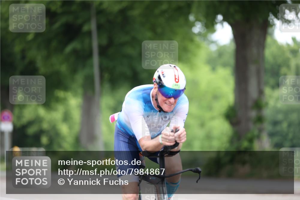 15.06.2025 - 7 Türme Triathlon Yannick Fuchs http://msf.ph/oto/7984867 15.06.2025 11:38:57 Radfahren 299, 323 meine-sportfotos.de
