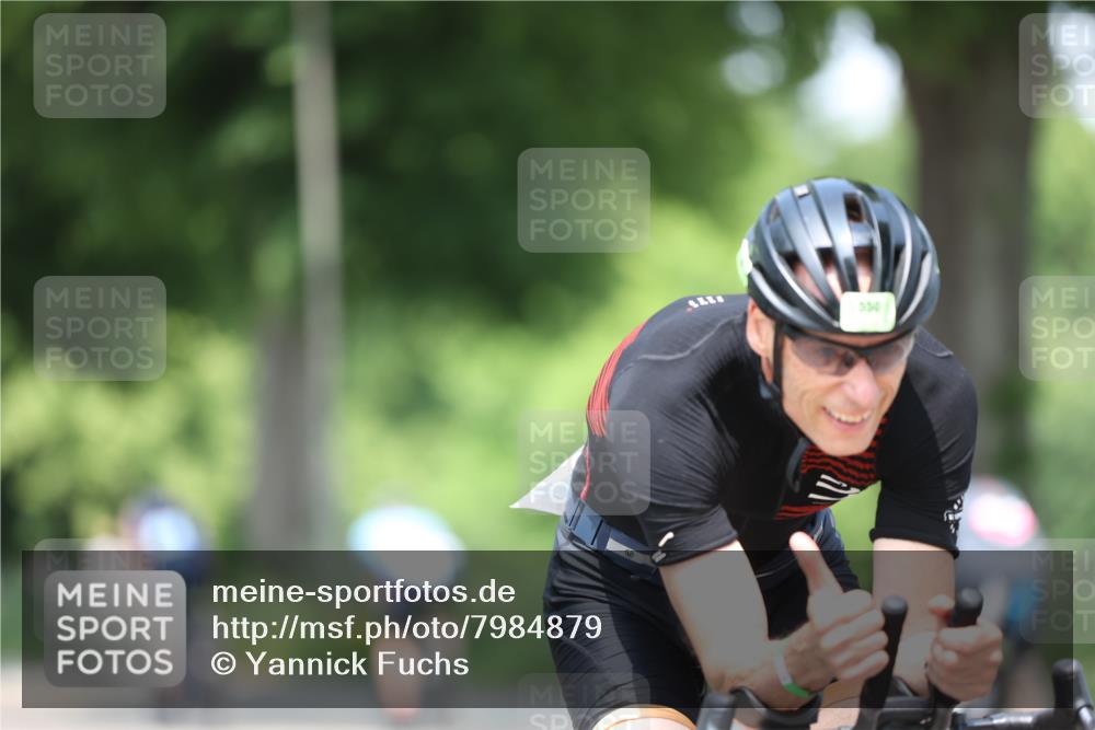 15.06.2025 - 7 Türme Triathlon Yannick Fuchs http://msf.ph/oto/7984879 15.06.2025 12:54:51 Radfahren 255, 272, 372, 550, 983 meine-sportfotos.de