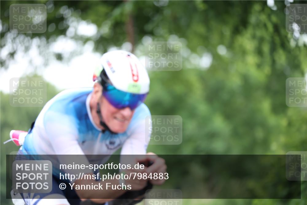 15.06.2025 - 7 Türme Triathlon Yannick Fuchs http://msf.ph/oto/7984883 15.06.2025 11:38:57 Radfahren 299, 323 meine-sportfotos.de