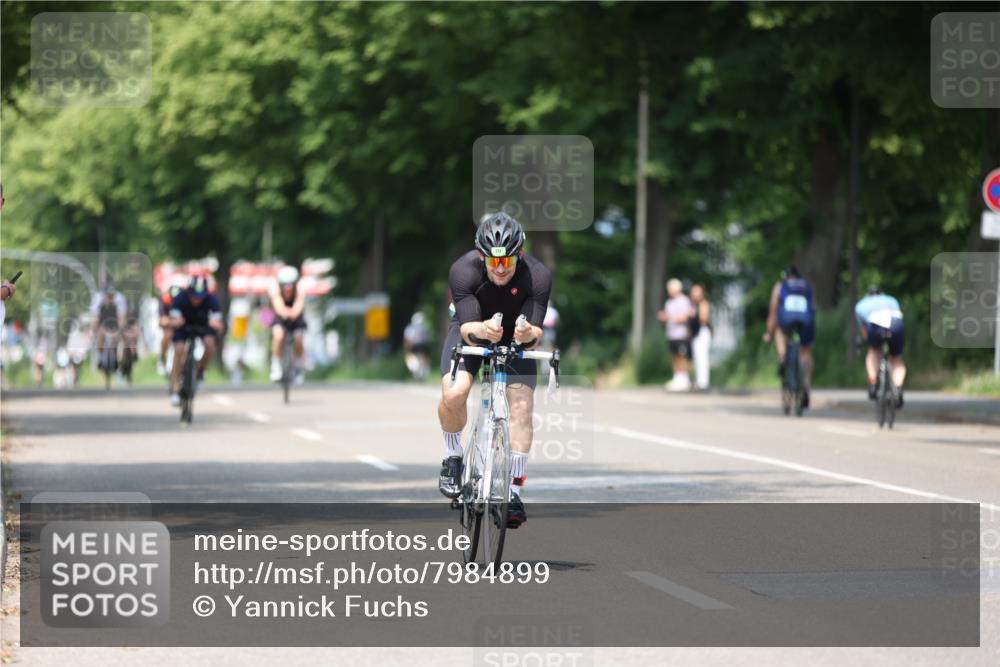 15.06.2025 - 7 Türme Triathlon Yannick Fuchs http://msf.ph/oto/7984899 15.06.2025 12:54:54 Radfahren 255, 272, 331, 550, 626, 983 meine-sportfotos.de