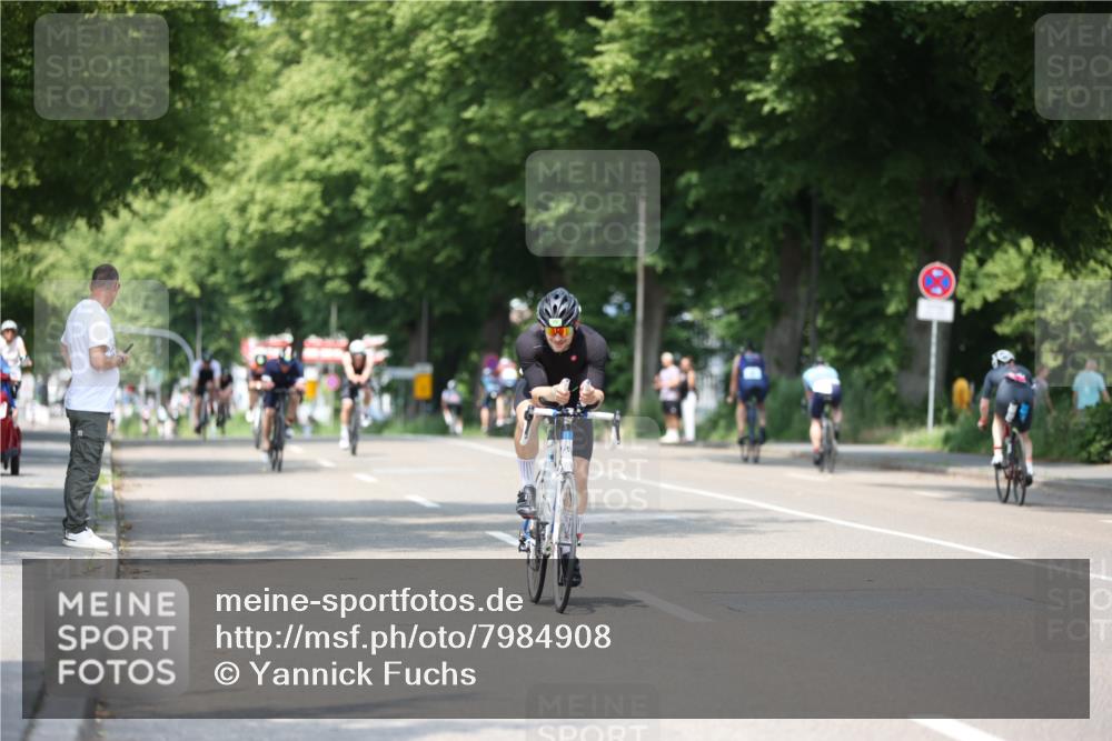 15.06.2025 - 7 Türme Triathlon Yannick Fuchs http://msf.ph/oto/7984908 15.06.2025 12:54:54 Radfahren 255, 272, 331, 550, 626, 983 meine-sportfotos.de