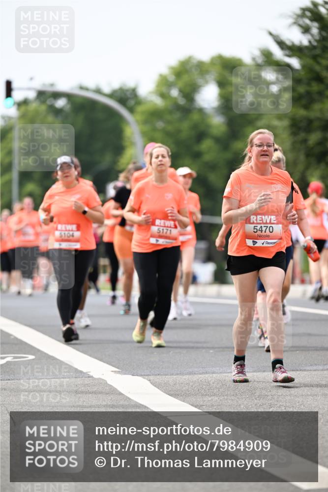 15.06.2025 - REWE Women's Run Dr. Thomas Lammeyer http://msf.ph/oto/7984909 15.06.2025 10:47:18 Laufen 5470, 5171, 104 meine-sportfotos.de