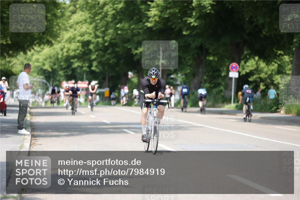 15.06.2025 - 7 Türme Triathlon Yannick Fuchs http://msf.ph/oto/7984919 15.06.2025 12:54:54 Radfahren 255, 272, 331, 550, 626, 983 meine-sportfotos.de