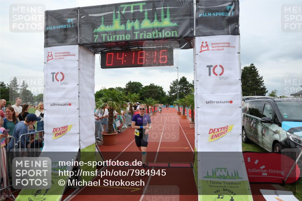 15.06.2025 - 7 Türme Triathlon Michael Strokosch http://msf.ph/oto/7984945 15.06.2025 14:18:16 Ziel 511, 1101, 1188 meine-sportfotos.de