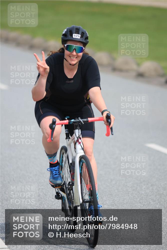 15.06.2025 - 27. Vierlanden-Triathlon H.Heesch http://msf.ph/oto/7984948 15.06.2025 11:02:41 Radfahren 510, 519, 522, 529, 532, 594, 628, 634, 639, 725, 735, 771 meine-sportfotos.de