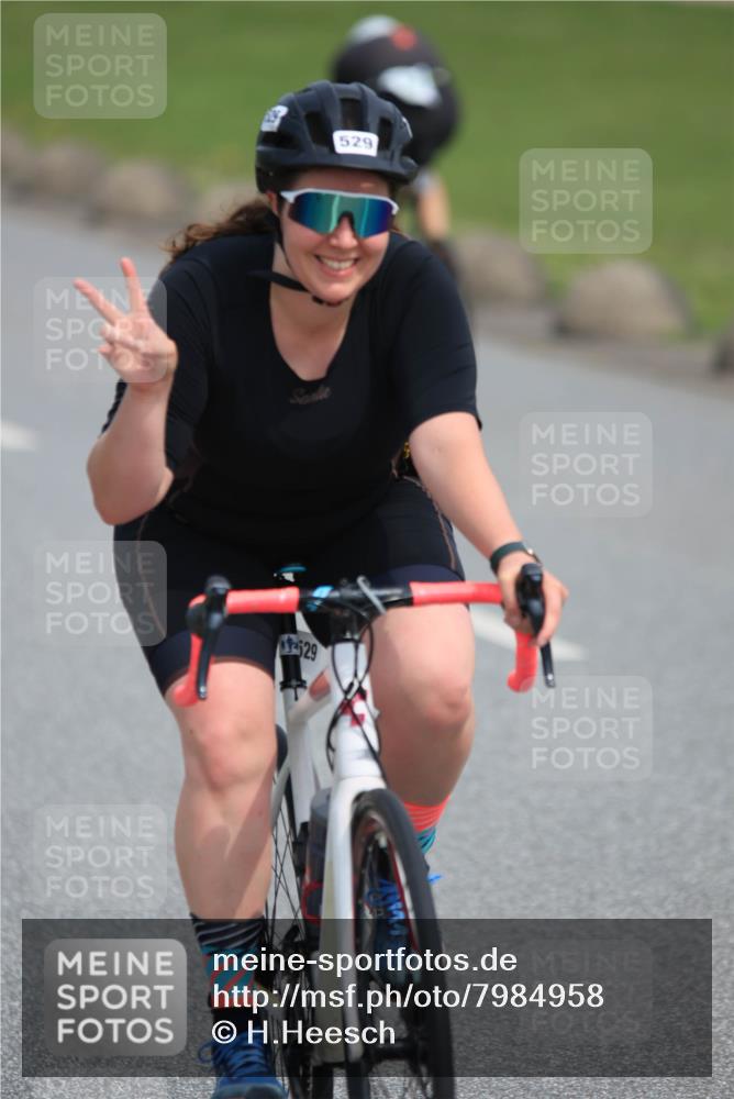 15.06.2025 - 27. Vierlanden-Triathlon H.Heesch http://msf.ph/oto/7984958 15.06.2025 11:02:41 Radfahren 510, 519, 522, 529, 532, 594, 628, 634, 639, 725, 735, 771 meine-sportfotos.de