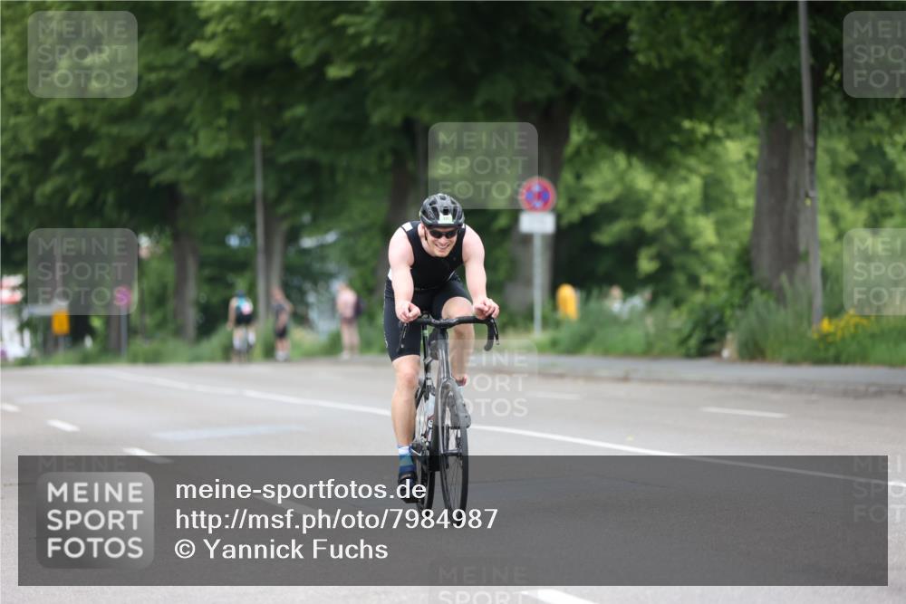 15.06.2025 - 7 Türme Triathlon Yannick Fuchs http://msf.ph/oto/7984987 15.06.2025 11:39:05 Radfahren 200, 201, 210, 299 meine-sportfotos.de