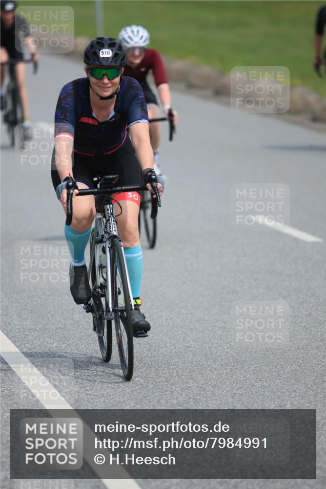 15.06.2025 - 27. Vierlanden-Triathlon H.Heesch http://msf.ph/oto/7984991 15.06.2025 11:02:46 Radfahren 493, 510, 519, 522, 532, 594, 628, 634, 639, 725, 735 meine-sportfotos.de