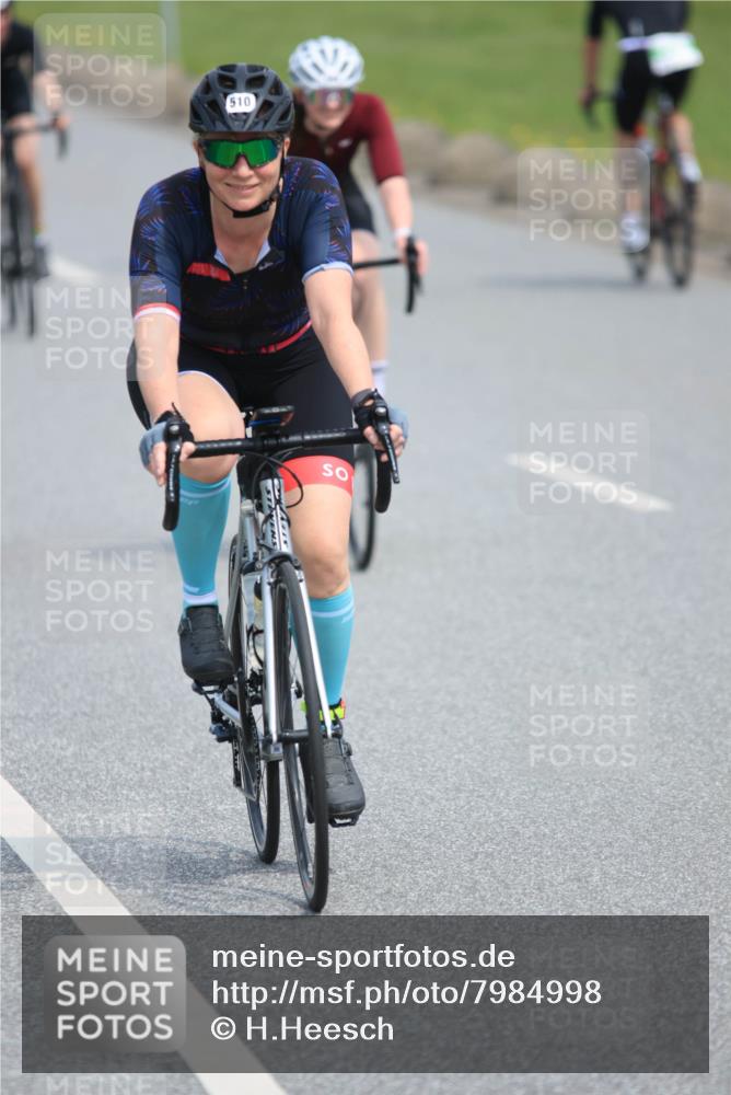 15.06.2025 - 27. Vierlanden-Triathlon H.Heesch http://msf.ph/oto/7984998 15.06.2025 11:02:46 Radfahren 493, 510, 519, 522, 532, 594, 628, 634, 639, 725, 735 meine-sportfotos.de
