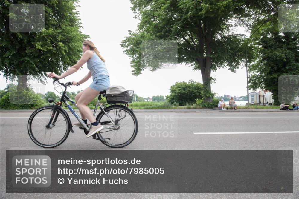 15.06.2025 - 7 Türme Triathlon Yannick Fuchs http://msf.ph/oto/7985005 15.06.2025 10:50:15 Radfahren  meine-sportfotos.de