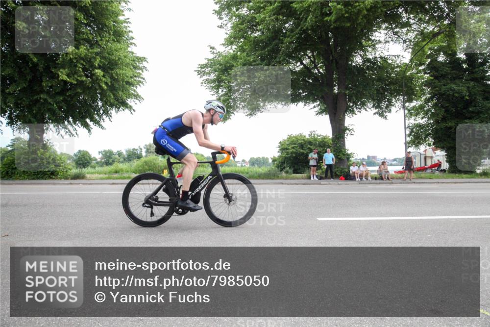 15.06.2025 - 7 Türme Triathlon Yannick Fuchs http://msf.ph/oto/7985050 15.06.2025 11:02:06 Radfahren 222, 297 meine-sportfotos.de
