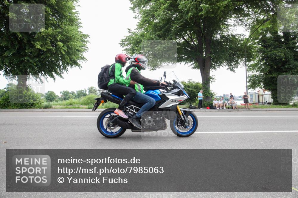 15.06.2025 - 7 Türme Triathlon Yannick Fuchs http://msf.ph/oto/7985063 15.06.2025 11:03:26 Radfahren 222 meine-sportfotos.de