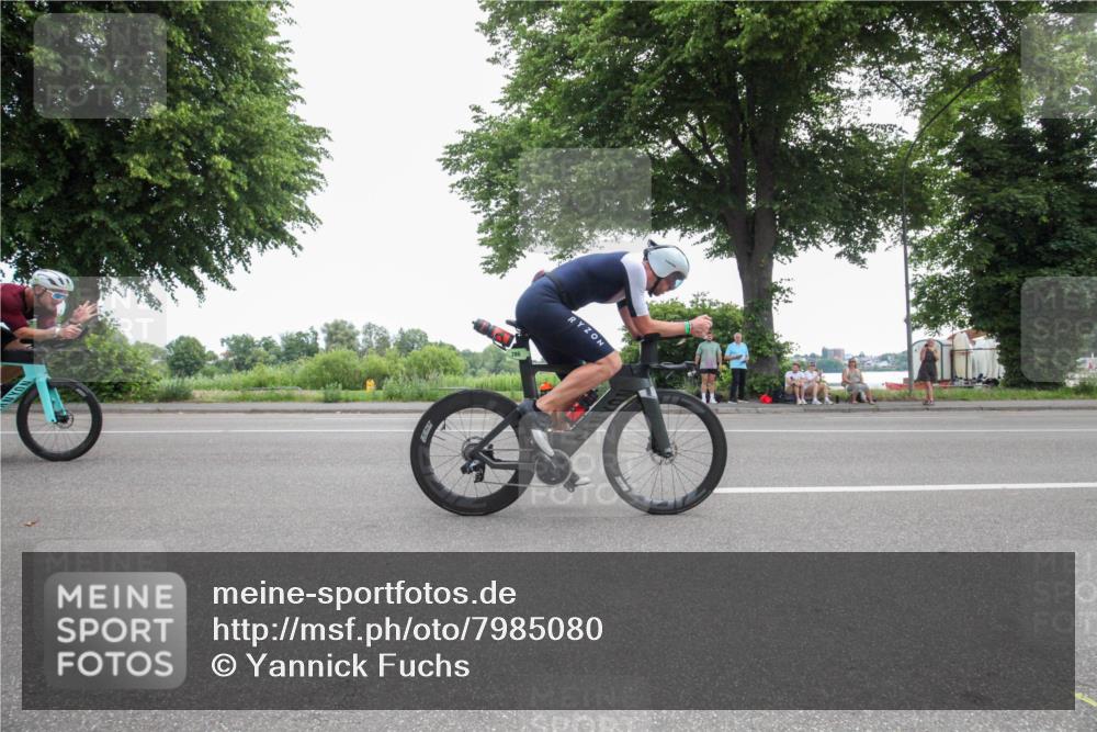 15.06.2025 - 7 Türme Triathlon Yannick Fuchs http://msf.ph/oto/7985080 15.06.2025 11:05:54 Radfahren 286, 290 meine-sportfotos.de