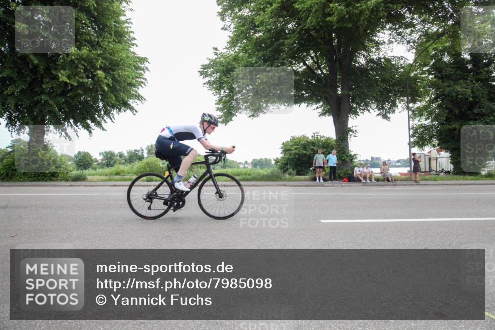 15.06.2025 - 7 Türme Triathlon Yannick Fuchs http://msf.ph/oto/7985098 15.06.2025 11:06:04 Radfahren 201, 290 meine-sportfotos.de