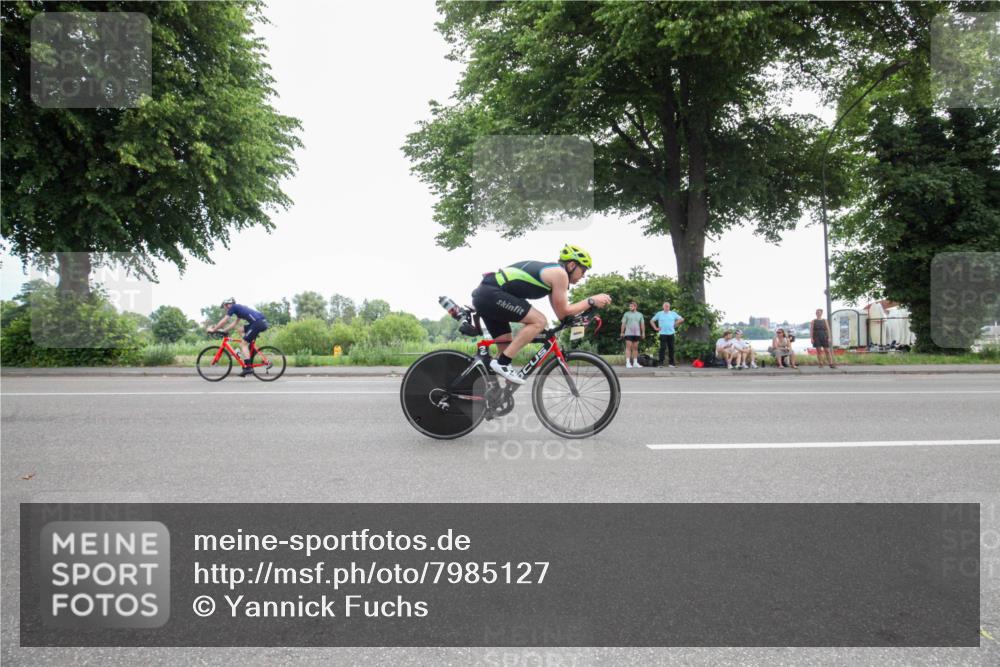 15.06.2025 - 7 Türme Triathlon Yannick Fuchs http://msf.ph/oto/7985127 15.06.2025 11:08:12 Radfahren 306, 340 meine-sportfotos.de