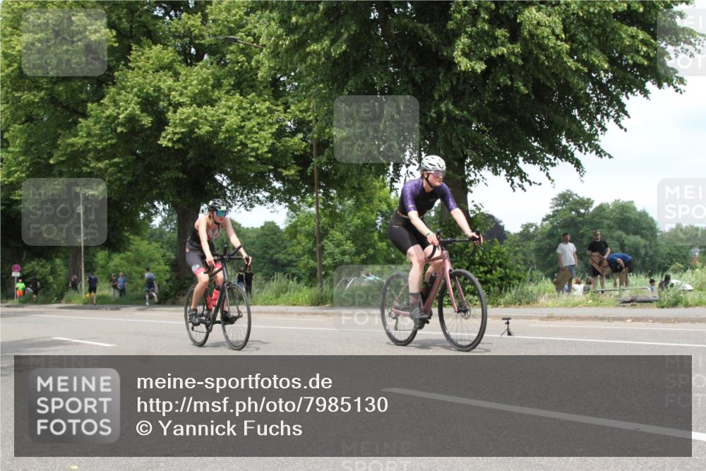15.06.2025 - 7 Türme Triathlon Yannick Fuchs http://msf.ph/oto/7985130 15.06.2025 13:46:54 Radfahren  meine-sportfotos.de