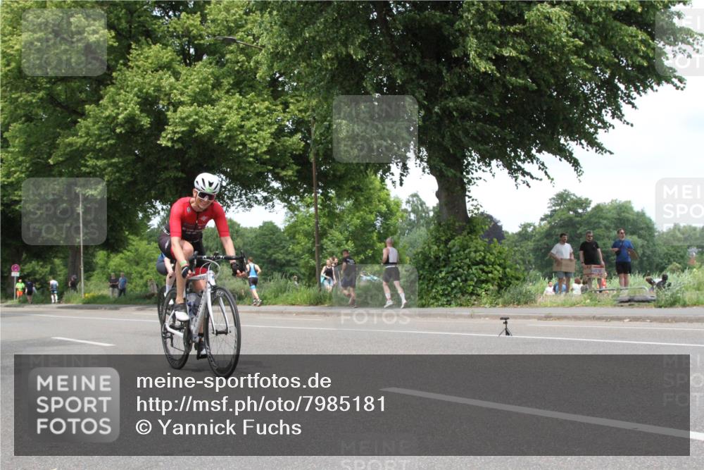 15.06.2025 - 7 Türme Triathlon Yannick Fuchs http://msf.ph/oto/7985181 15.06.2025 13:47:00 Radfahren  meine-sportfotos.de