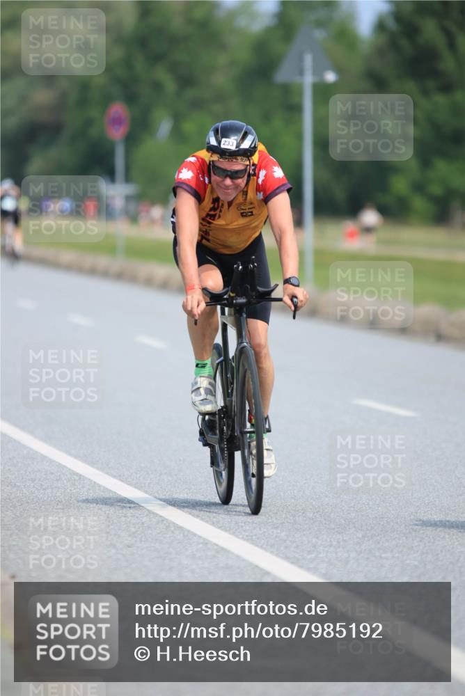 21.06.2025 - 27. Vierlanden-Triathlon H.Heesch http://msf.ph/oto/7985192 15.06.2025 11:25:29 Radfahren 143, 169, 233, 792, 888 meine-sportfotos.de