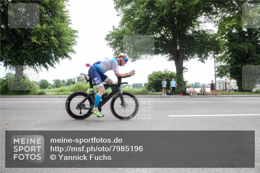 15.06.2025 - 7 Türme Triathlon Yannick Fuchs http://msf.ph/oto/7985196 15.06.2025 11:09:57 Radfahren 263 meine-sportfotos.de