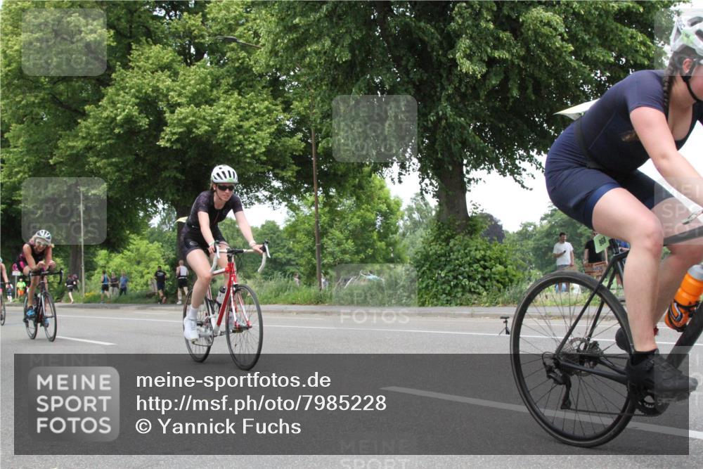 15.06.2025 - 7 Türme Triathlon Yannick Fuchs http://msf.ph/oto/7985228 15.06.2025 13:47:06 Radfahren  meine-sportfotos.de