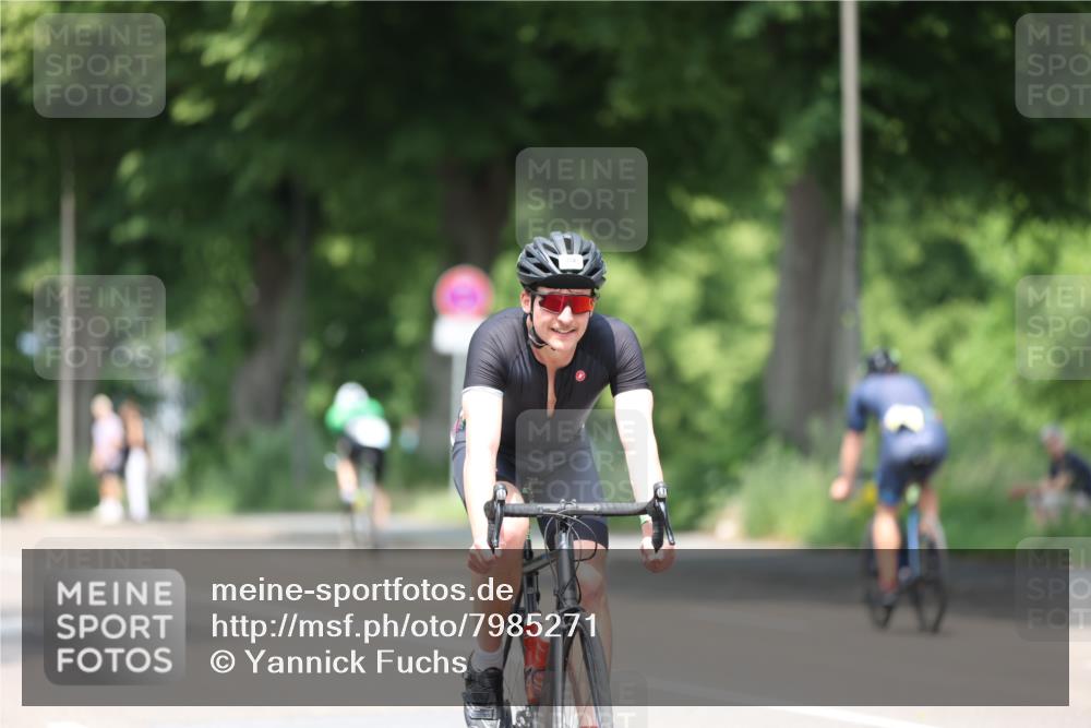 15.06.2025 - 7 Türme Triathlon Yannick Fuchs http://msf.ph/oto/7985271 15.06.2025 12:55:13 Radfahren  meine-sportfotos.de