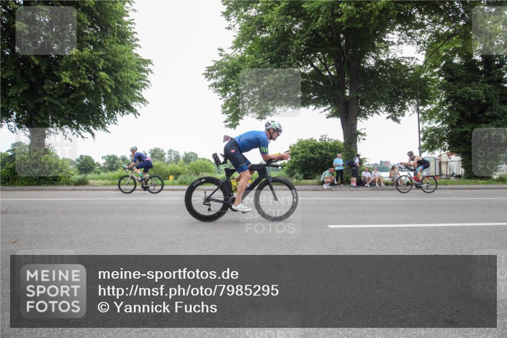 15.06.2025 - 7 Türme Triathlon Yannick Fuchs http://msf.ph/oto/7985295 15.06.2025 11:12:57 Radfahren 236, 278, 283, 309 meine-sportfotos.de
