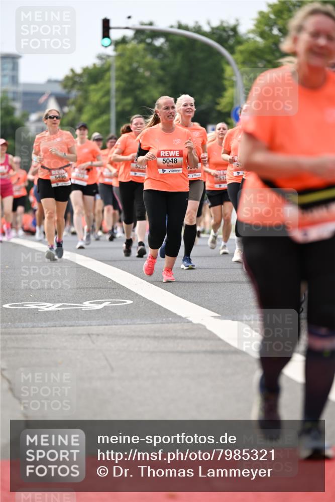 15.06.2025 - REWE Women's Run Dr. Thomas Lammeyer http://msf.ph/oto/7985321 15.06.2025 10:47:26 Laufen 5048 meine-sportfotos.de