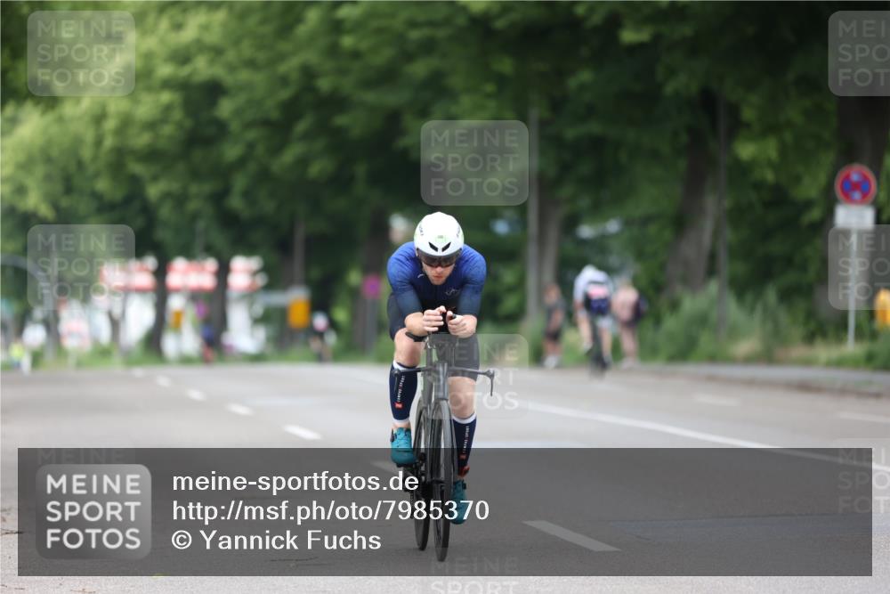 15.06.2025 - 7 Türme Triathlon Yannick Fuchs http://msf.ph/oto/7985370 15.06.2025 11:39:44 Radfahren 246, 333 meine-sportfotos.de
