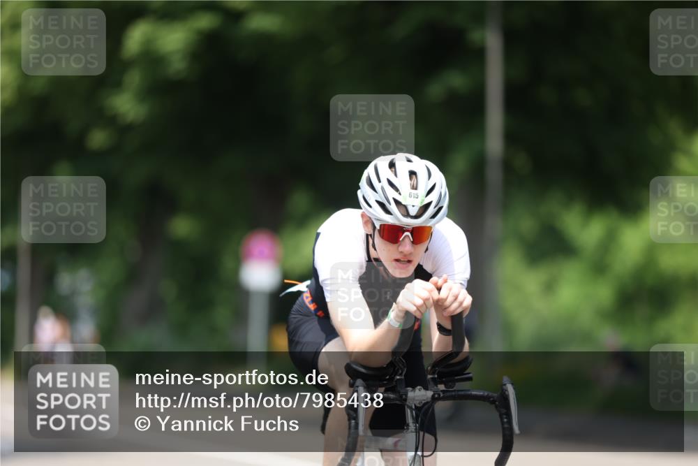 15.06.2025 - 7 Türme Triathlon Yannick Fuchs http://msf.ph/oto/7985438 15.06.2025 12:55:32 Radfahren 536, 568, 612, 624, 637 meine-sportfotos.de
