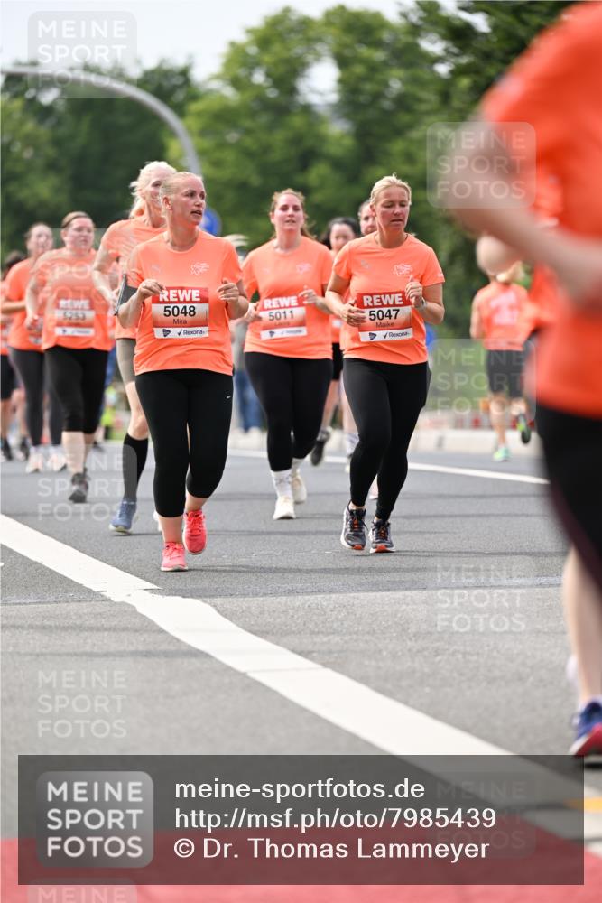 15.06.2025 - REWE Women's Run Dr. Thomas Lammeyer http://msf.ph/oto/7985439 15.06.2025 10:47:28 Laufen 6263, 5048, 5011, 5047 meine-sportfotos.de