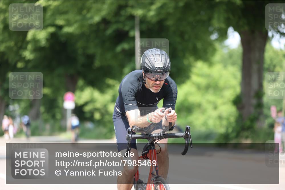 15.06.2025 - 7 Türme Triathlon Yannick Fuchs http://msf.ph/oto/7985469 15.06.2025 12:55:36 Radfahren 536, 559, 568, 612, 637 meine-sportfotos.de