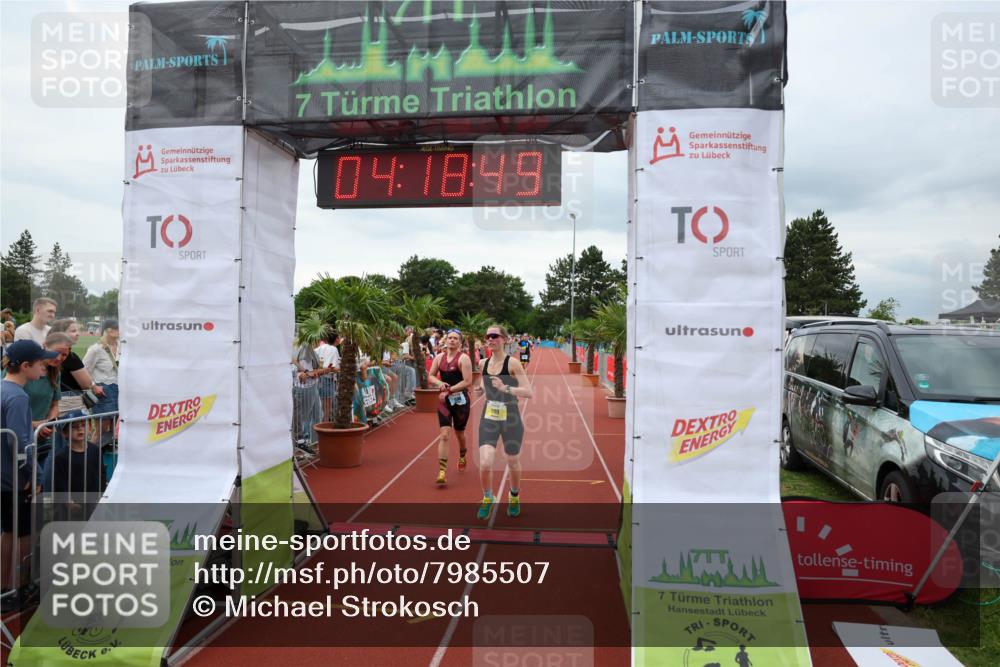 15.06.2025 - 7 Türme Triathlon Michael Strokosch http://msf.ph/oto/7985507 15.06.2025 14:18:49 Ziel 473, 594, 929, 979, 1119 meine-sportfotos.de