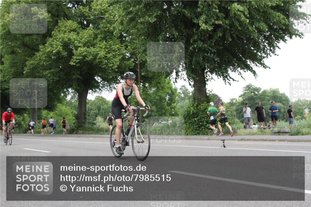 15.06.2025 - 7 Türme Triathlon Yannick Fuchs http://msf.ph/oto/7985515 15.06.2025 13:47:54 Radfahren  meine-sportfotos.de