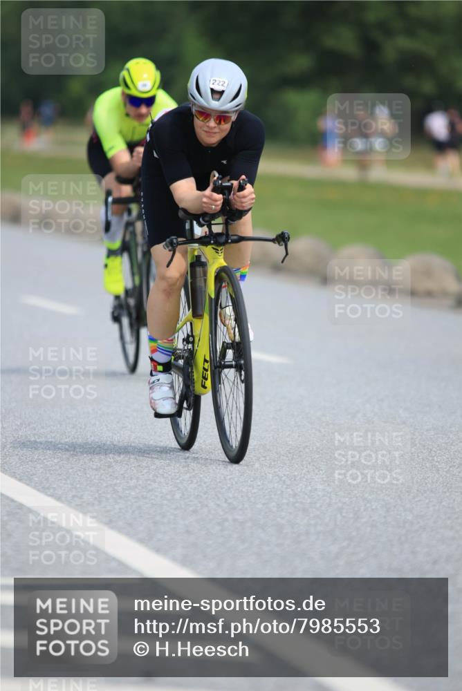 15.06.2025 - 27. Vierlanden-Triathlon H.Heesch http://msf.ph/oto/7985553 15.06.2025 11:05:33 Radfahren 82, 99, 222, 552, 688, 718 meine-sportfotos.de