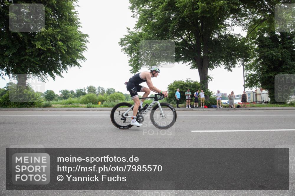 15.06.2025 - 7 Türme Triathlon Yannick Fuchs http://msf.ph/oto/7985570 15.06.2025 11:17:58 Radfahren 262, 273, 274, 316 meine-sportfotos.de