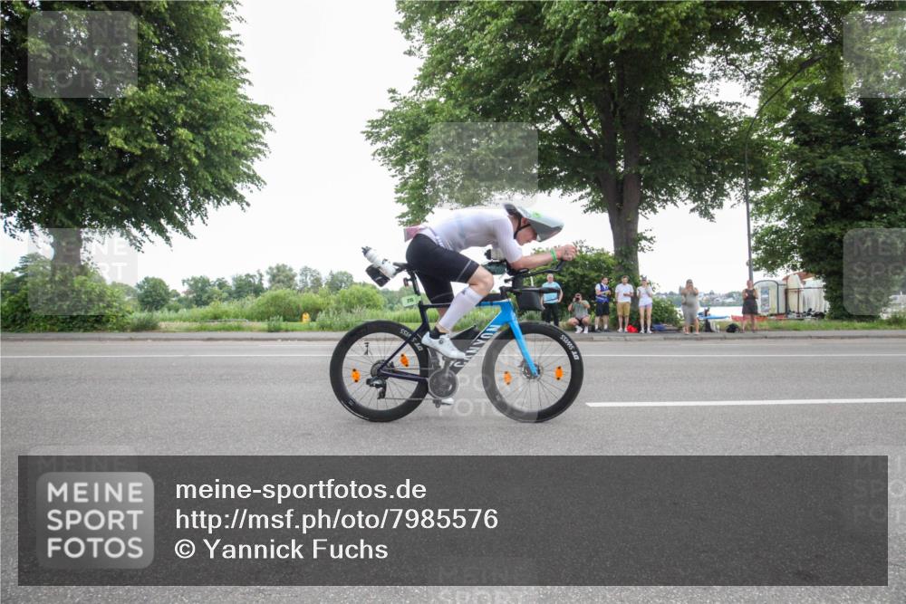 15.06.2025 - 7 Türme Triathlon Yannick Fuchs http://msf.ph/oto/7985576 15.06.2025 11:18:26 Radfahren 215 meine-sportfotos.de