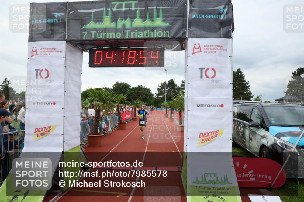 15.06.2025 - 7 Türme Triathlon Michael Strokosch http://msf.ph/oto/7985578 15.06.2025 14:18:54 Ziel 594, 677, 1119 meine-sportfotos.de