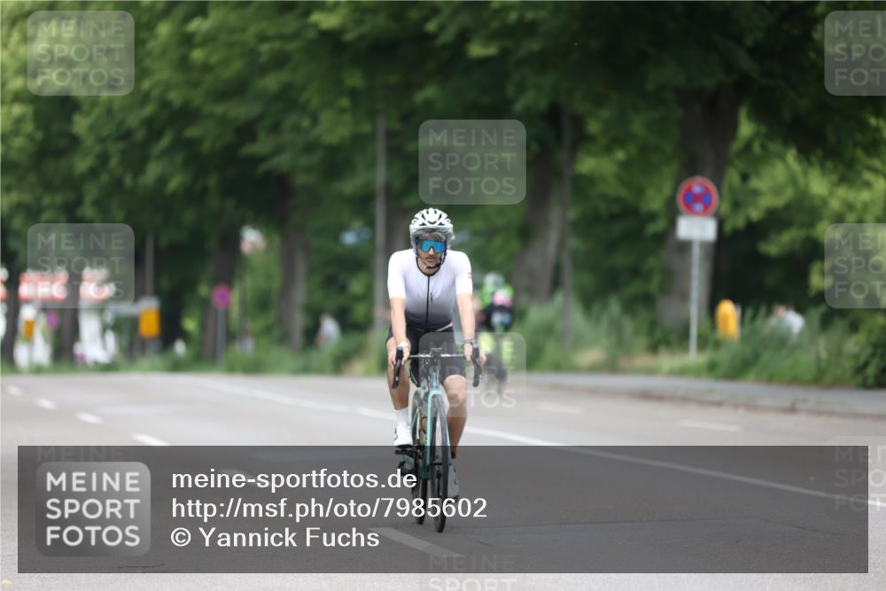 15.06.2025 - 7 Türme Triathlon Yannick Fuchs http://msf.ph/oto/7985602 15.06.2025 11:40:27 Radfahren 323 meine-sportfotos.de