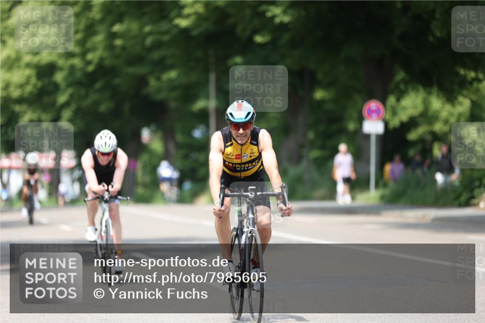 15.06.2025 - 7 Türme Triathlon Yannick Fuchs http://msf.ph/oto/7985605 15.06.2025 12:56:09 Radfahren 284, 454, 635 meine-sportfotos.de