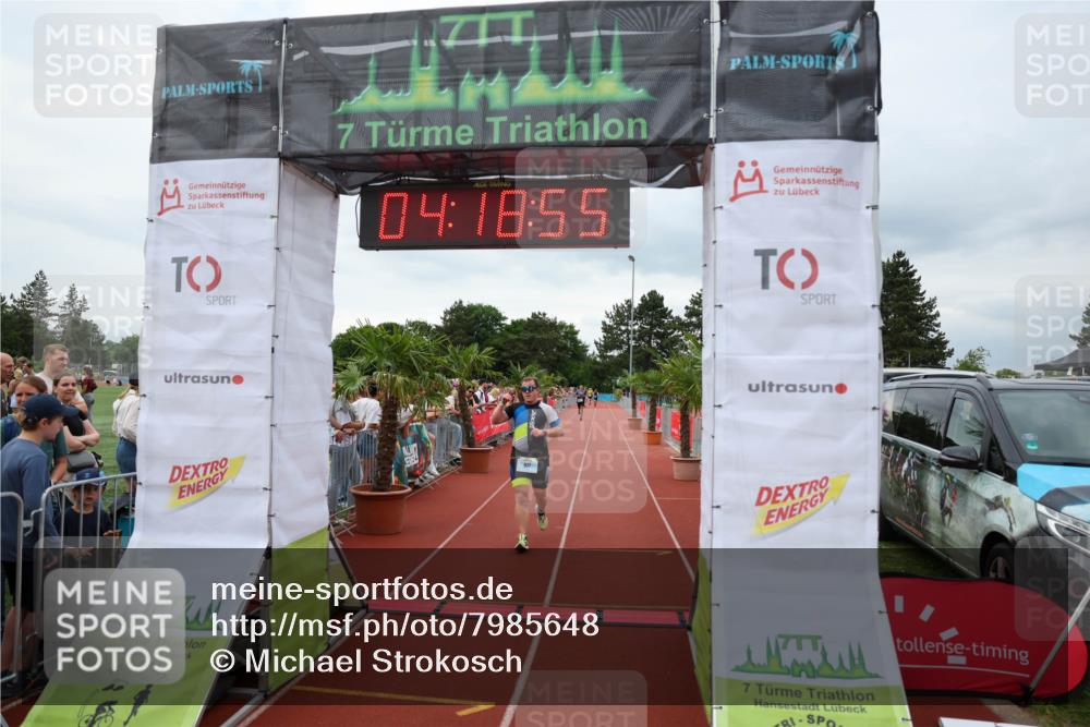 15.06.2025 - 7 Türme Triathlon Michael Strokosch http://msf.ph/oto/7985648 15.06.2025 14:18:55 Ziel 594, 677, 1119 meine-sportfotos.de
