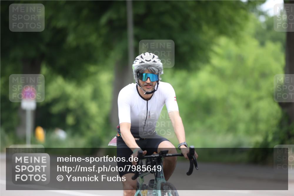 15.06.2025 - 7 Türme Triathlon Yannick Fuchs http://msf.ph/oto/7985649 15.06.2025 11:40:28 Radfahren 299, 323 meine-sportfotos.de