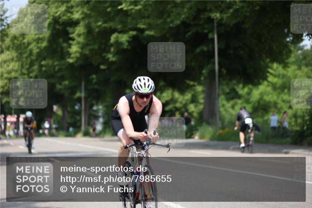 15.06.2025 - 7 Türme Triathlon Yannick Fuchs http://msf.ph/oto/7985655 15.06.2025 12:56:11 Radfahren 284, 454, 635 meine-sportfotos.de