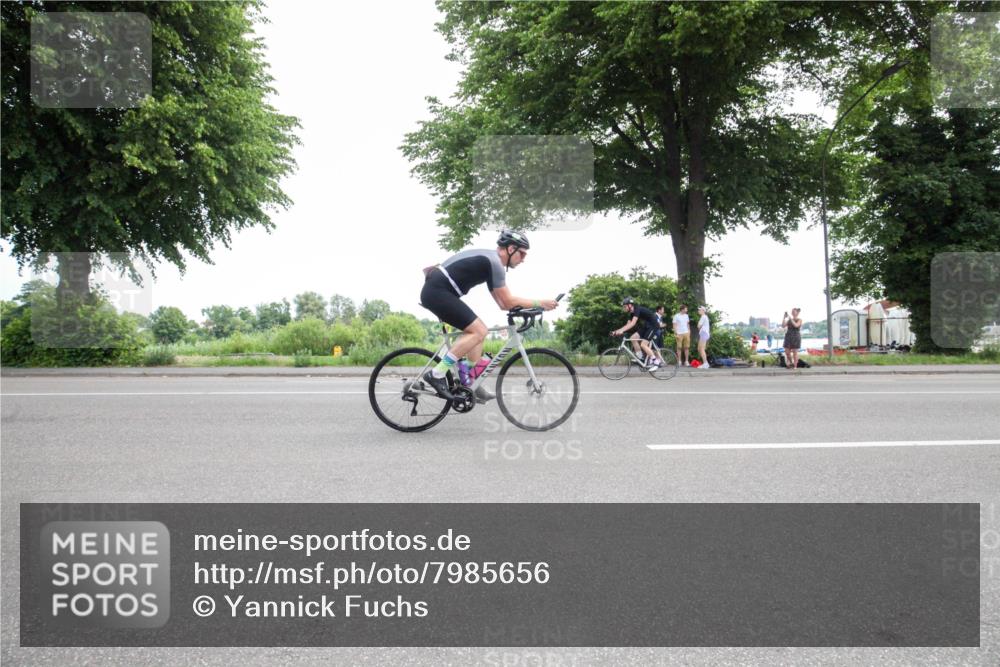15.06.2025 - 7 Türme Triathlon Yannick Fuchs http://msf.ph/oto/7985656 15.06.2025 11:26:17 Radfahren 228, 258, 336 meine-sportfotos.de