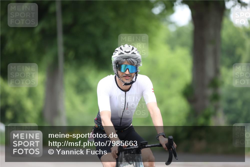 15.06.2025 - 7 Türme Triathlon Yannick Fuchs http://msf.ph/oto/7985663 15.06.2025 11:40:29 Radfahren 221, 299, 323 meine-sportfotos.de