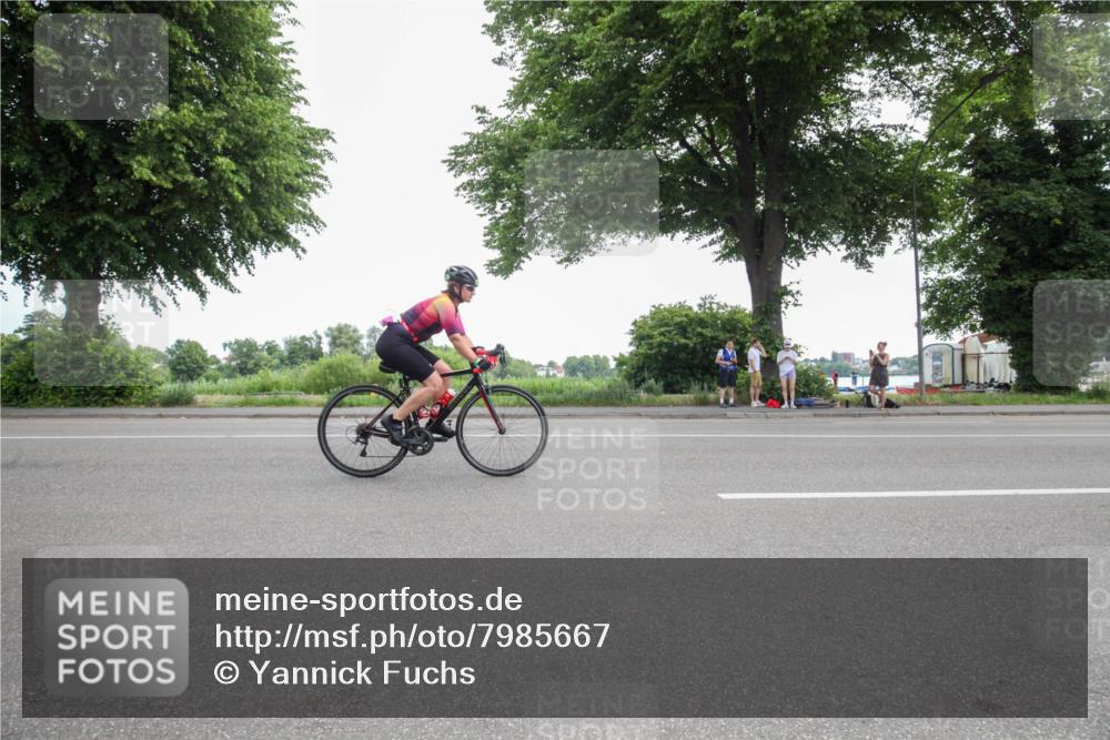 15.06.2025 - 7 Türme Triathlon Yannick Fuchs http://msf.ph/oto/7985667 15.06.2025 11:26:32 Radfahren 213, 223 meine-sportfotos.de