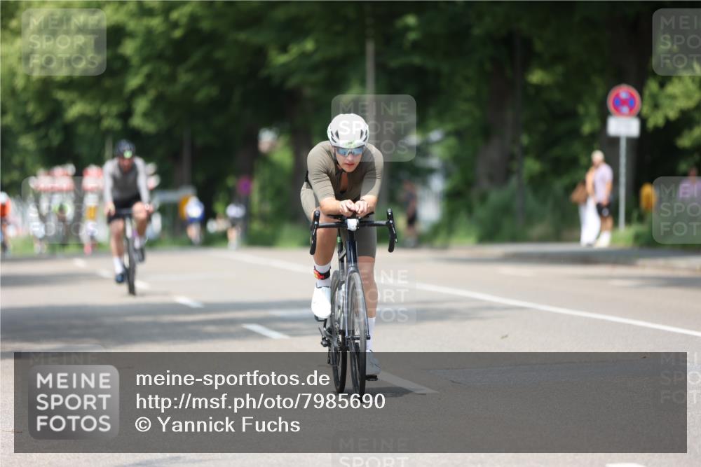 15.06.2025 - 7 Türme Triathlon Yannick Fuchs http://msf.ph/oto/7985690 15.06.2025 12:56:12 Radfahren 284, 454, 635 meine-sportfotos.de