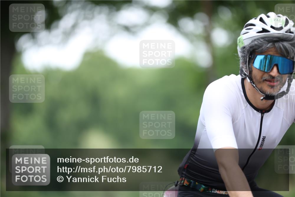 15.06.2025 - 7 Türme Triathlon Yannick Fuchs http://msf.ph/oto/7985712 15.06.2025 11:40:29 Radfahren 221, 299, 323 meine-sportfotos.de